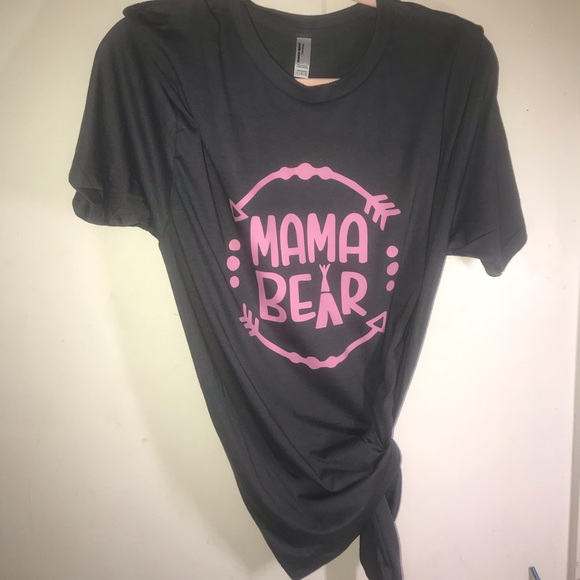 Tops - ✨✨ MAMA BEAR shirt 😍 unisex size large ✨✨